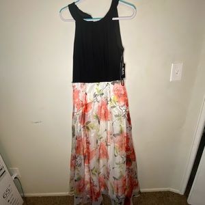SLNY Dresses - Formal Floral dress SLNY Dresses - Formal Floral dress